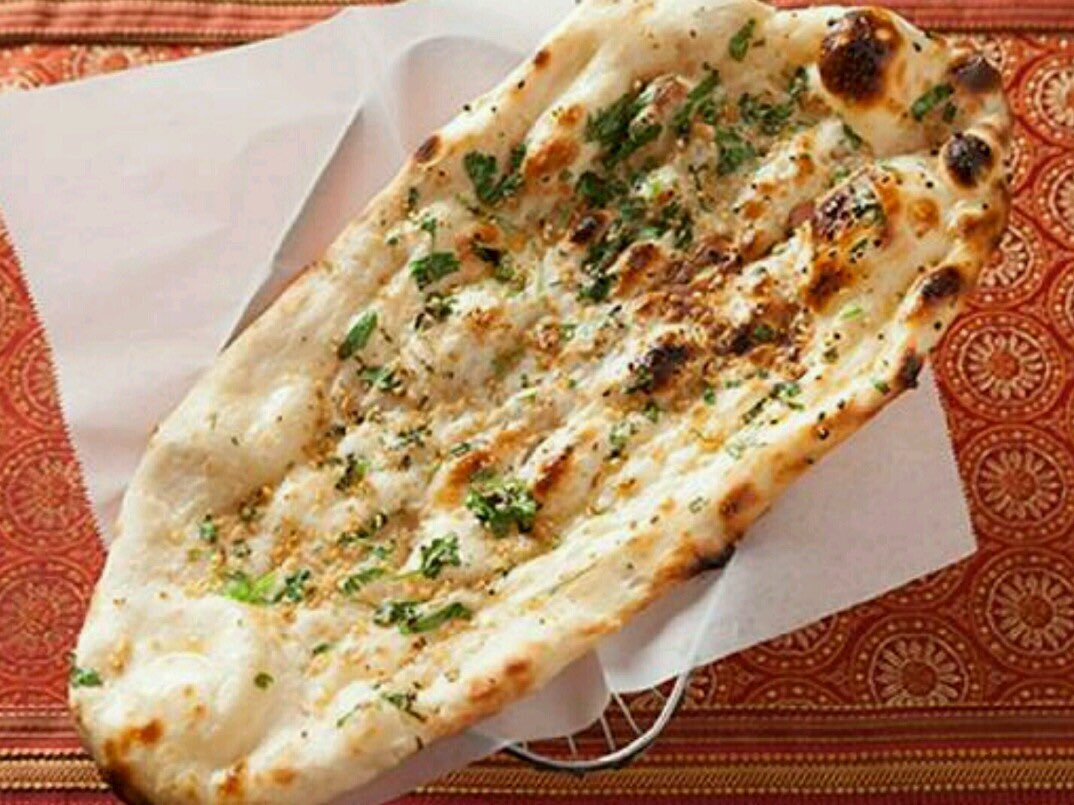 OriginIndiaLV's tweet photo. Our #naan bread is available in 5 different flavors. Choose from regular, #garlic, #cheeseandchili, #peshwari, or #keema naan. #originindia https://t.co/viZPDO7Akj