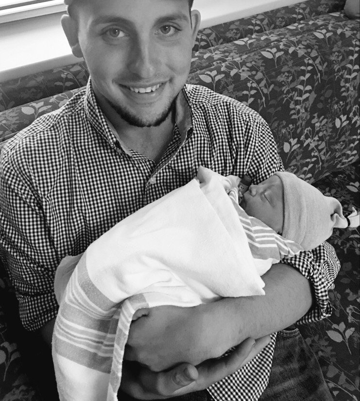 DickersonDylan's tweet photo. So precious!!!! https://t.co/wQRf4ot0At