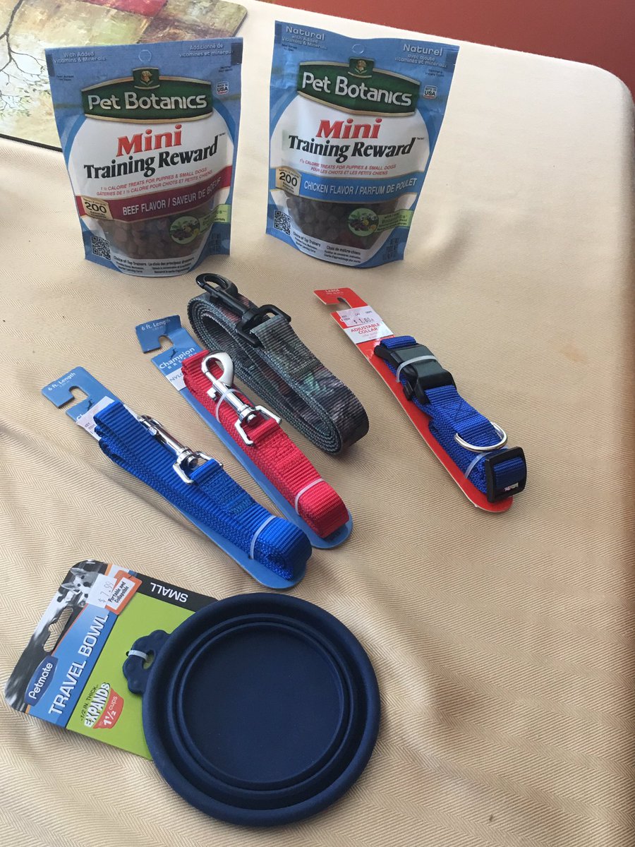 Went a little overboard today 👌#SWAAGchicago #PetSmart #payitforward #shoppingspree #AdoptDontShop