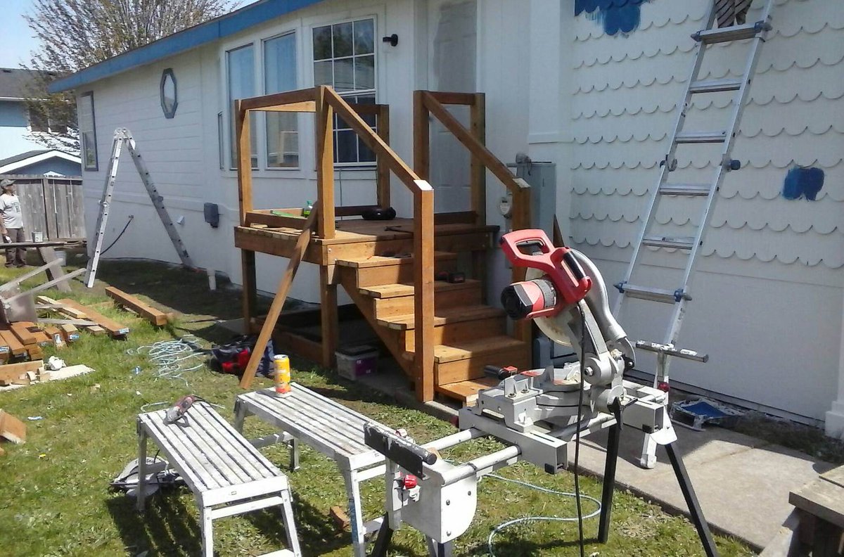 utleyphan4ever's tweet photo. #RollerRock #YARDMAX #SaberGrill #GreatBackyardSweep https://t.co/iAYkiXrskp