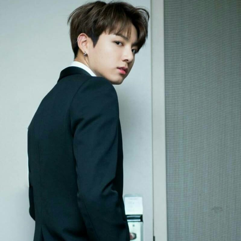 jungkoo27's tweet photo. #FotoProfilBaru https://t.co/ncrP0Xeqwn
