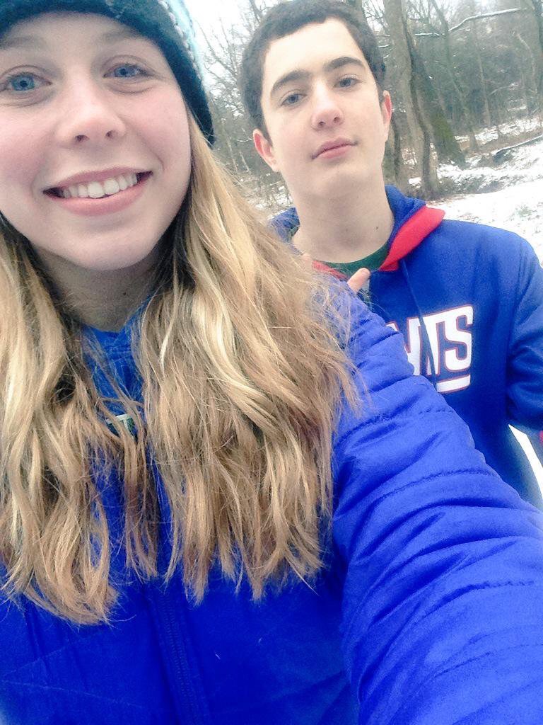 jackmovies96's tweet photo. Happy birthday Danielle @dbarr26 🎉🎉. Hope it was awesome! https://t.co/WTBI5Y8Hlw