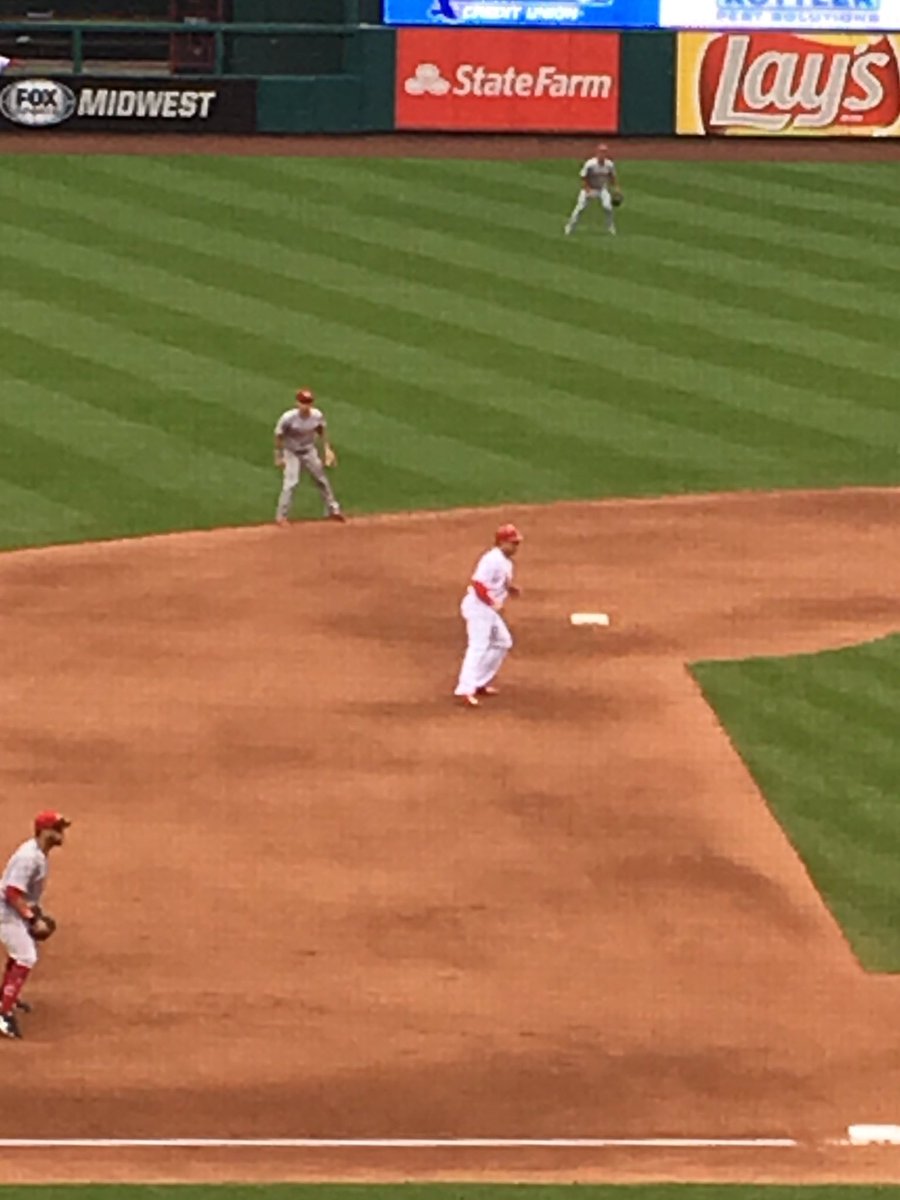 Honored to be at the Cardinals game today to see LHS alum Luke Voit get his first major league start and hit for the Redbirds! #lancerpride
