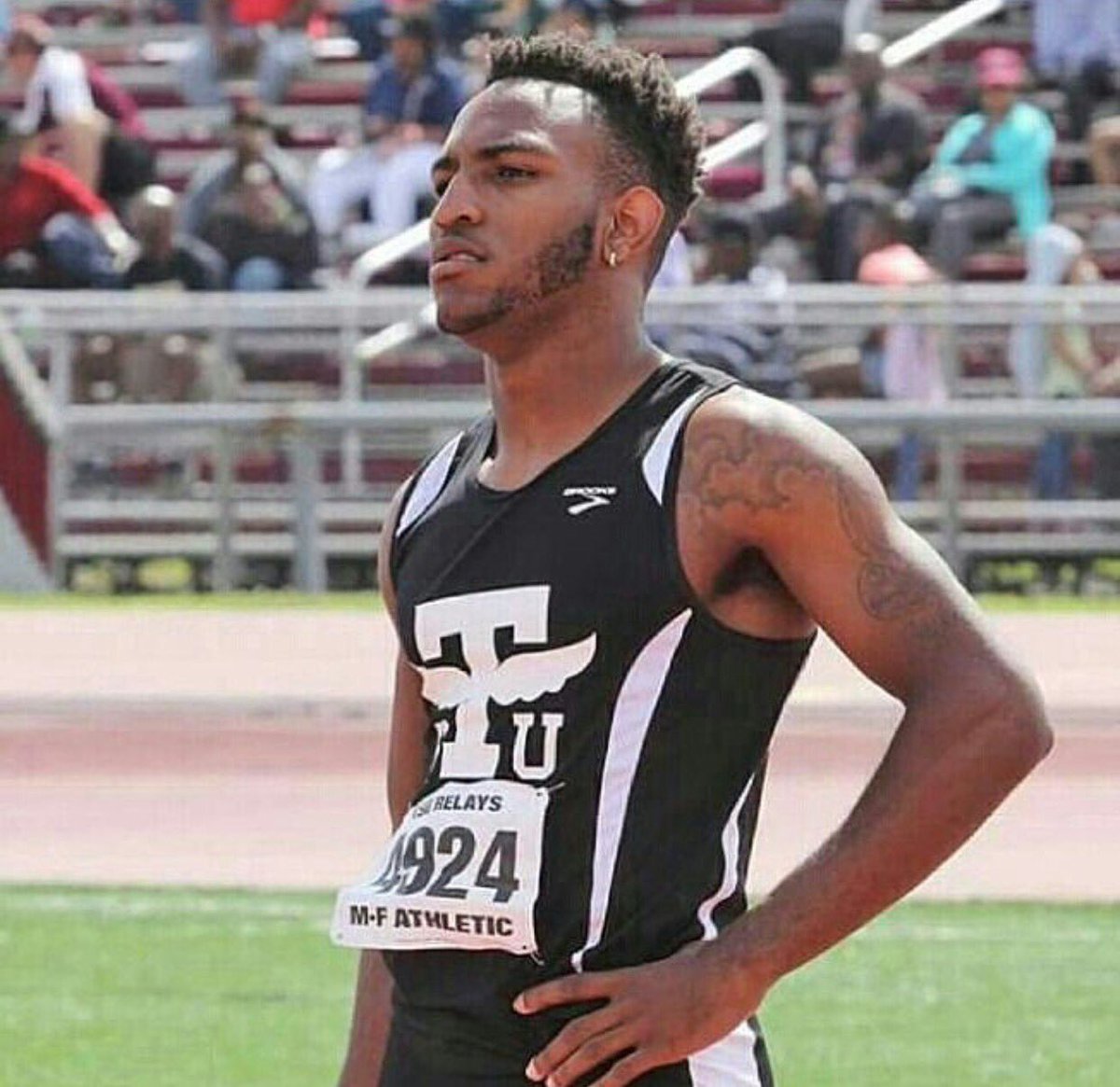 Jaysteex_'s tweet photo. #FineMenofTxSu 😎 https://t.co/osEkOmvBxk