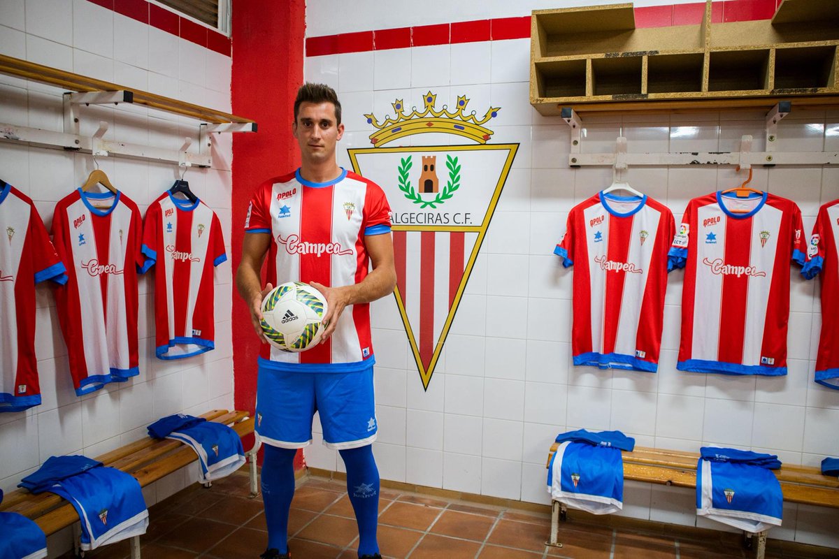 PRESENTACIÓN | ITO (<a href="/itogolopez/">Ito Lopez Hidalgo</a> ) Bienvenido a tu nueva casa, a tu nuevo club. #UnaPasiónEspecial #AquiNoSeRindeNiDIOS