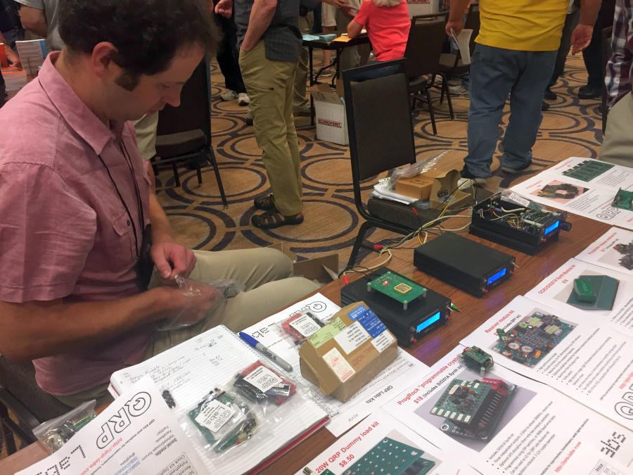 qrplabs's tweet photo. June newsletter https://t.co/5G5fKT0EwO - Dayton &amp; Friedrichshafen hamventions, Canada C3 expedition, balloons, ocean floater, more! https://t.co/UjPNuMADaH