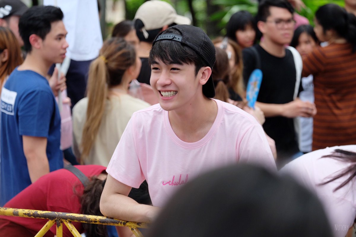 n01nutchy's tweet photo. คนน่ารักจะมุมไหนก้อน่ารัก #แมวมิวซ์ #chulacuteboy #cufirstdate2017 @muse_np #ConversationThailand #mmmmmmmuse 💕💕 https://t.co/HtMKgQmd80