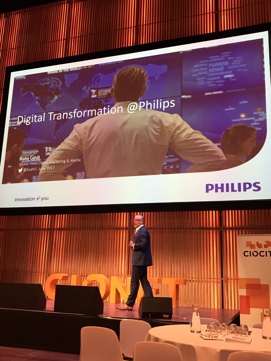 C1309T's tweet photo. Welcome to the Digital Transformation at Philips. Taking a backie instead of a selfie... #CIOCITY https://t.co/wL1qnI04EK