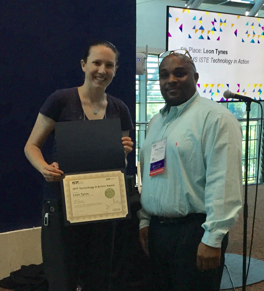Leontynesjr's tweet photo. Thanks @mrsjeff2u for your support!! #ISTE2017 #isteTEN #iste2017 @smshistory6 #fftfellow #fftfellow2017 #MIEExpert #pbsdigitalinnovator https://t.co/j5RyUsKgS9