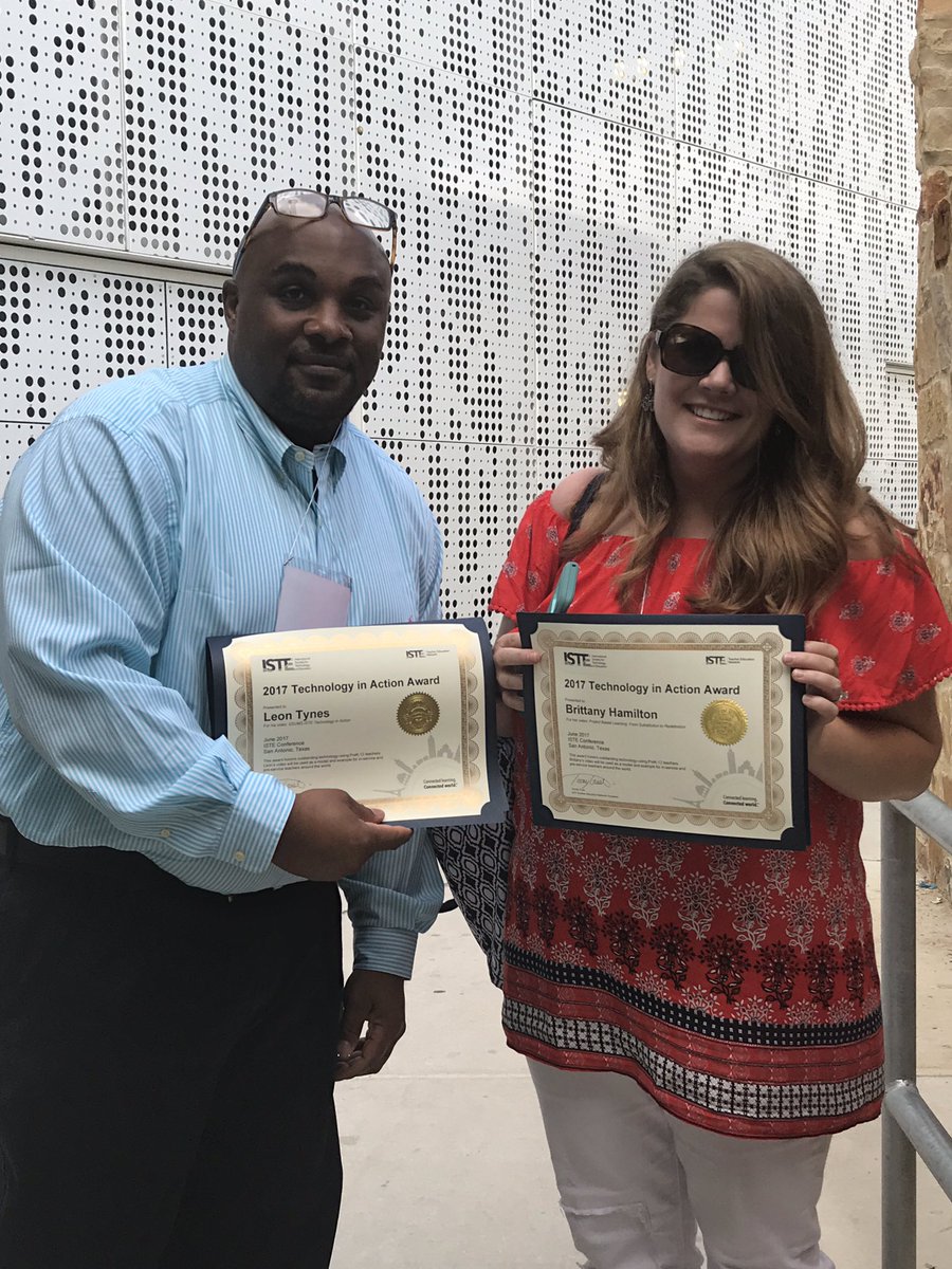 Leontynesjr's tweet photo. Thanks @mrsjeff2u for your support!! #ISTE2017 #isteTEN #iste2017 @smshistory6 #fftfellow #fftfellow2017 #MIEExpert #pbsdigitalinnovator https://t.co/j5RyUsKgS9