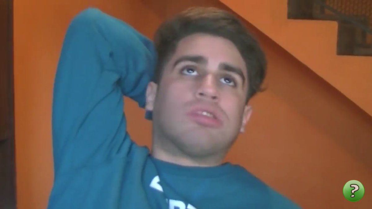 FansNicoVilla's tweet photo. Como Siempre, Le dejo las Fotos Mas Graciosas del Último Video de Nico:)😂❤ @Esnicovilla @TeamNicoVilla https://t.co/lluLnCwEDY