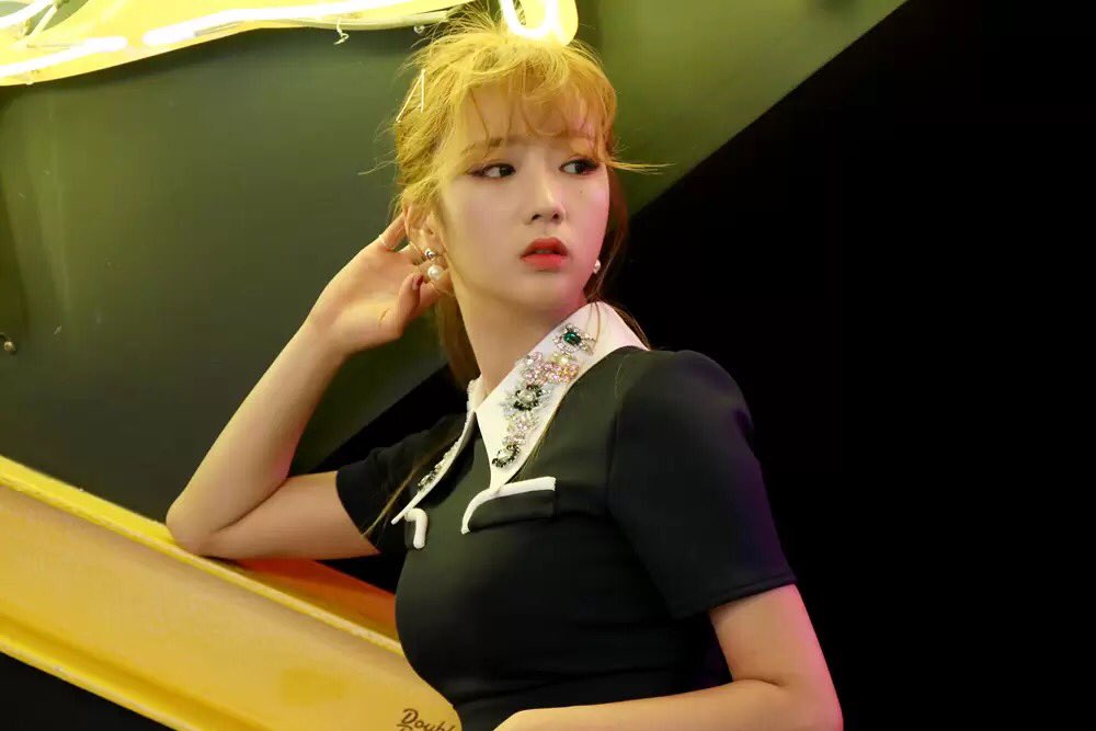 apinkpanda_th's tweet photo. 💗เบื้องหลังการถ่ายทำอัลบั้ม PINK UP ค่ะ
📎 https://t.co/S9Td7Iiw9v https://t.co/W5uOYXZg3X