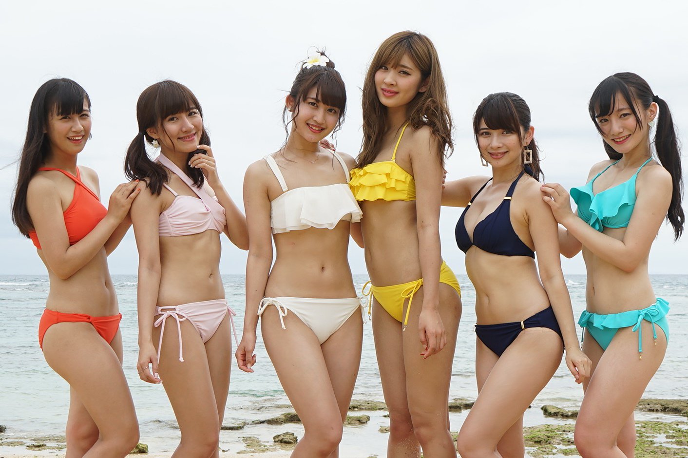 デラ水着 
