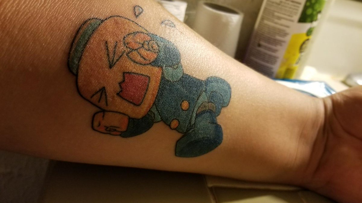 panic_tx's tweet photo. #MvC2 @Capcom_Unity #KeepingItOG gotta keep on with the MvC2 sleeves. ♥️

David at Electra Ink in the Bluff is pro! https://t.co/SjcgwtnSau