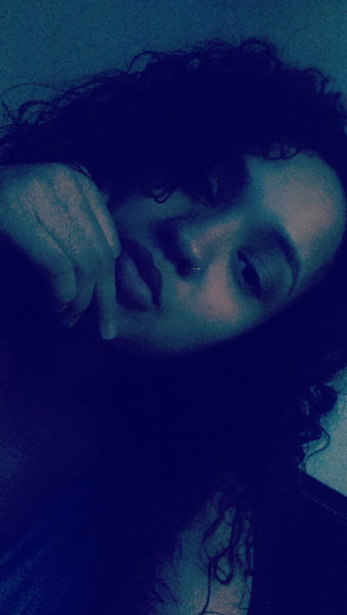 Kurlyxxsue's tweet photo. Snap fuckin chat https://t.co/WYUeNiLFji