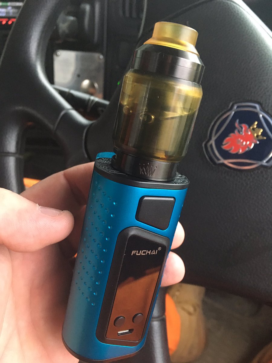 TrevorVanner's tweet photo. Today's new carry , the sigeli fuchai 2/3 with the Sherman rda
#sherman #sigeli #vape#vapelyfe https://t.co/PbLL314fPs