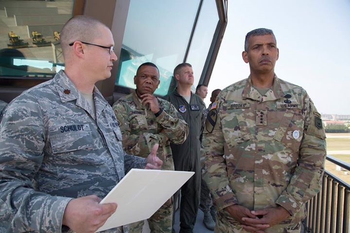 USForcesKorea's tweet photo. GEN Brooks and CSM Payton participate in a battlefield circulation at Kunsan Air Base, #ROK, June 22. #CSMsays https://t.co/ueUWmak7G1