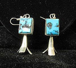 NativePawn's tweet image. #SilverJewelry #SquashBlossom #sterlingsilver #Necklace with #earrings #Turquoise #SouthWestern #Jewelry #ShoNow on 📿goo.gl/14EwpX