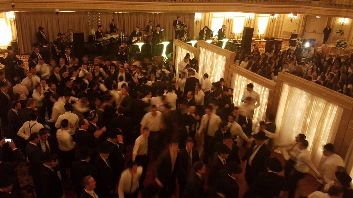 Chicago you were 🔥🔥🔥- what a night with <a href="/Yoely_Greenfeld/">Yoely Greenfeld</a> in the Windy City!