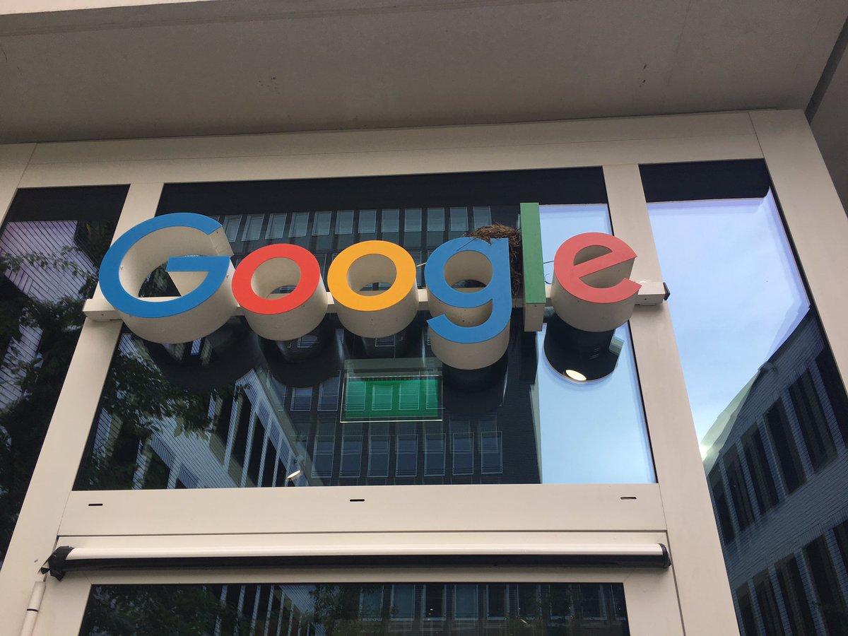 Multipurpose logo at <a href="/Google/">Google</a> Munich ;-). Check the g in the middle!