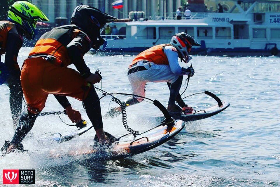 Fancy something different ! 7th-9th July <a href="/JetSurf_/">JetSurf_</a>  #wybostonlakes <a href="/RideLeisure1/">Ride Leisure</a> watch all the action #racing #jetsurf
