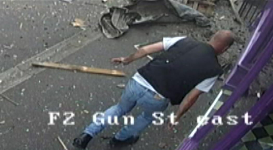 BBCSouthNews's tweet image. WATCH: 'Lucky to be alive': A man miraculously walks away from being hit by a bus in Reading, with minor injuries. bit.ly/2shfdio