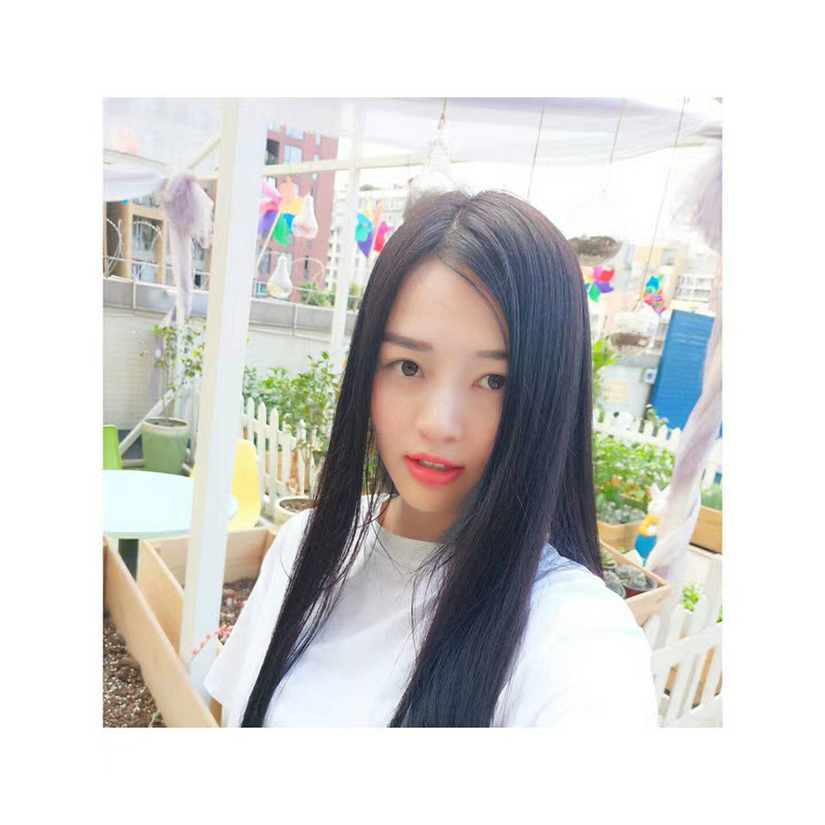 AlinaLee314's tweet photo. 😝 https://t.co/Paen9609Wc