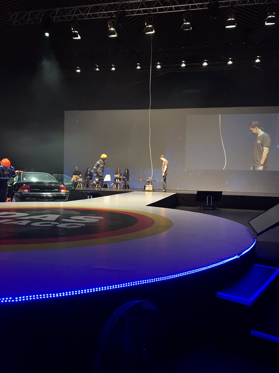 Is there a role for POC TEG in out-of-hospital medicine?  Bring individualized MTP to the patient via drone! #dassmacc <a href="/HawkmoonHEMS/">Brian Burns</a>