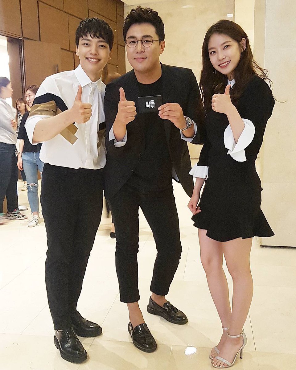 DDU0uqWUIAEBedW.jpg:large