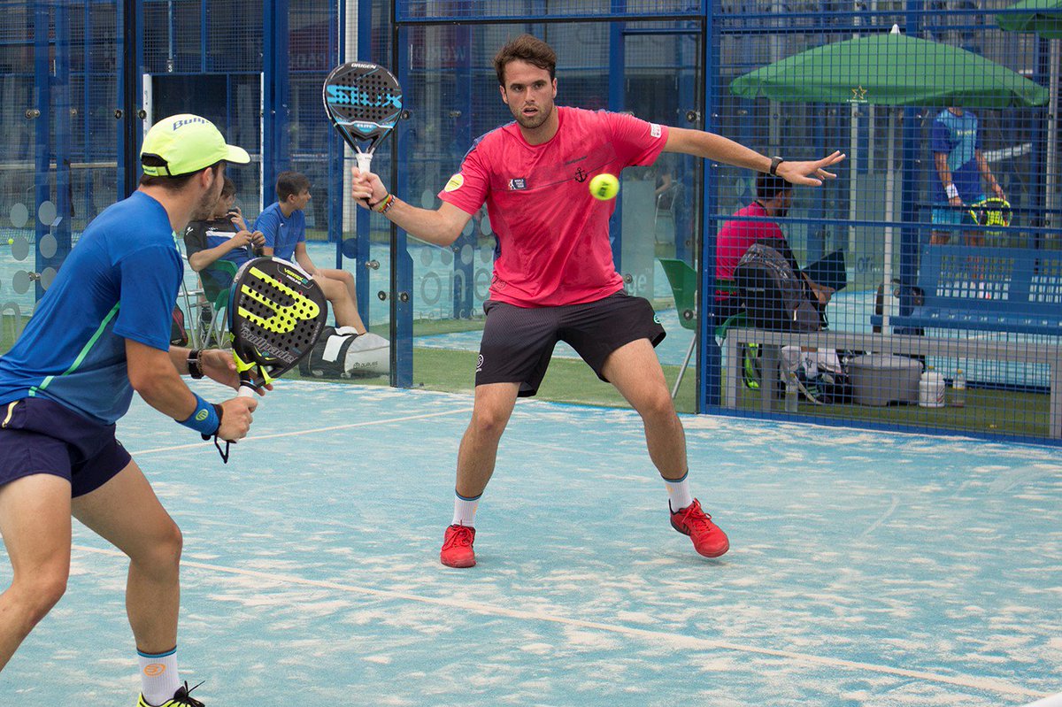 📸 Palas y jugadores Siux en la segunda jornada del #WPTMurciaChallenger. ¡Seguimos!