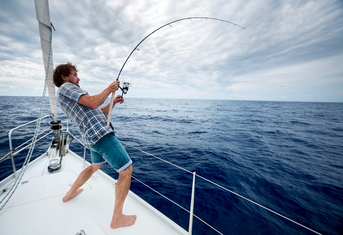 StagMarbella's tweet image. 🎣Nothing says male bonding like a day out at sea fishing. Catch some rays, drink some beers and throw a few lines! 🎣 #fishing #stagmarbella