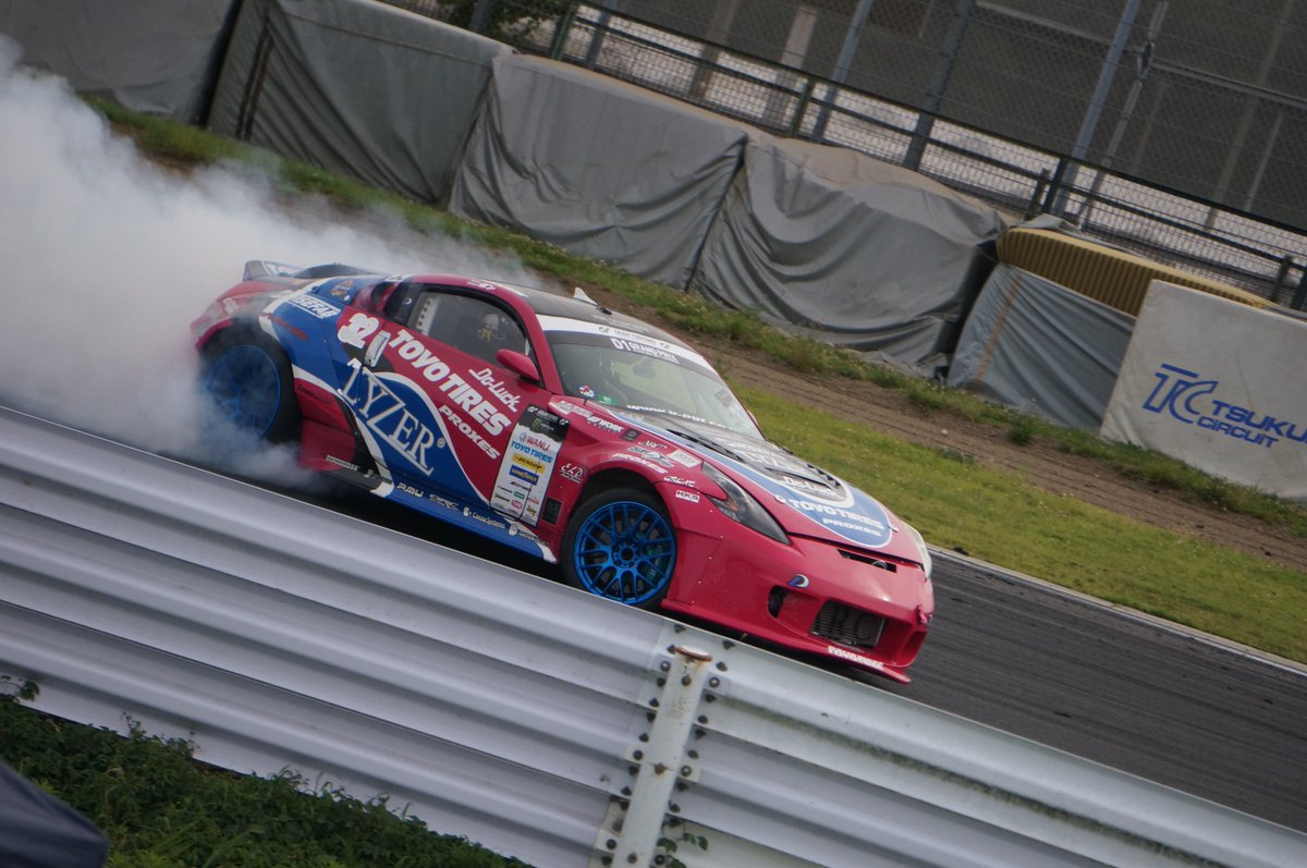TakFrank's tweet photo. ＃３２
Team TOYO TIRES DRIFT Do-Luck
LYZER Z334
#d1gp https://t.co/ePmxIyFKoA