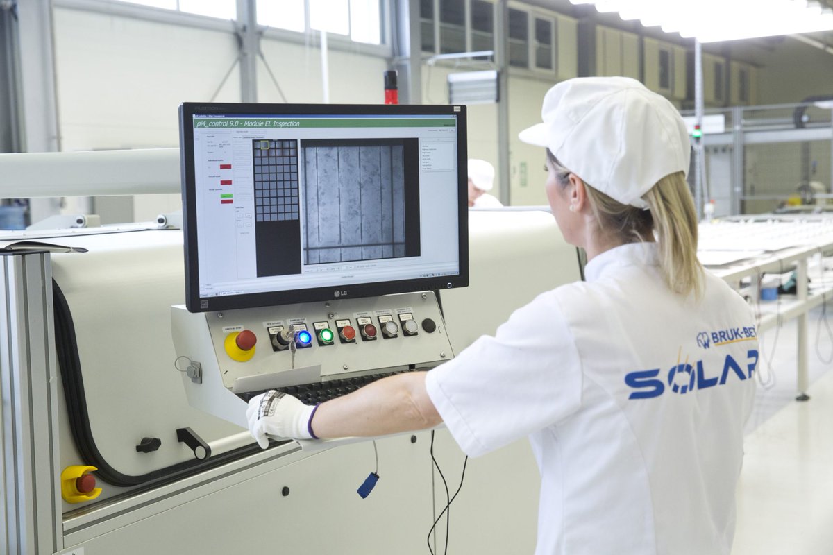 BrukBetSolar's tweet photo. Bruk-Bet Solar największym eksporterem modułów fotowoltaicznych w Polsce
https://t.co/1xK2RdCkdj https://t.co/prIWyl2yhp
