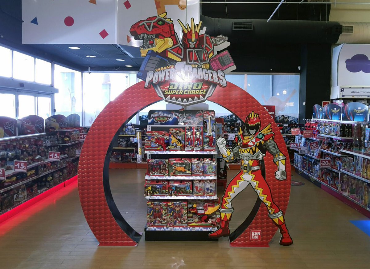 Uživatel Bandai España na Twitteru: „¡Una nueva generación de Rangers ha nacido! ⚡️ Ven a conocer los #juguetes de #PowerRangers Dino Super Charge a @ToysRUsEsp Alcobendas… https://t.co/koDvVkNAfw“