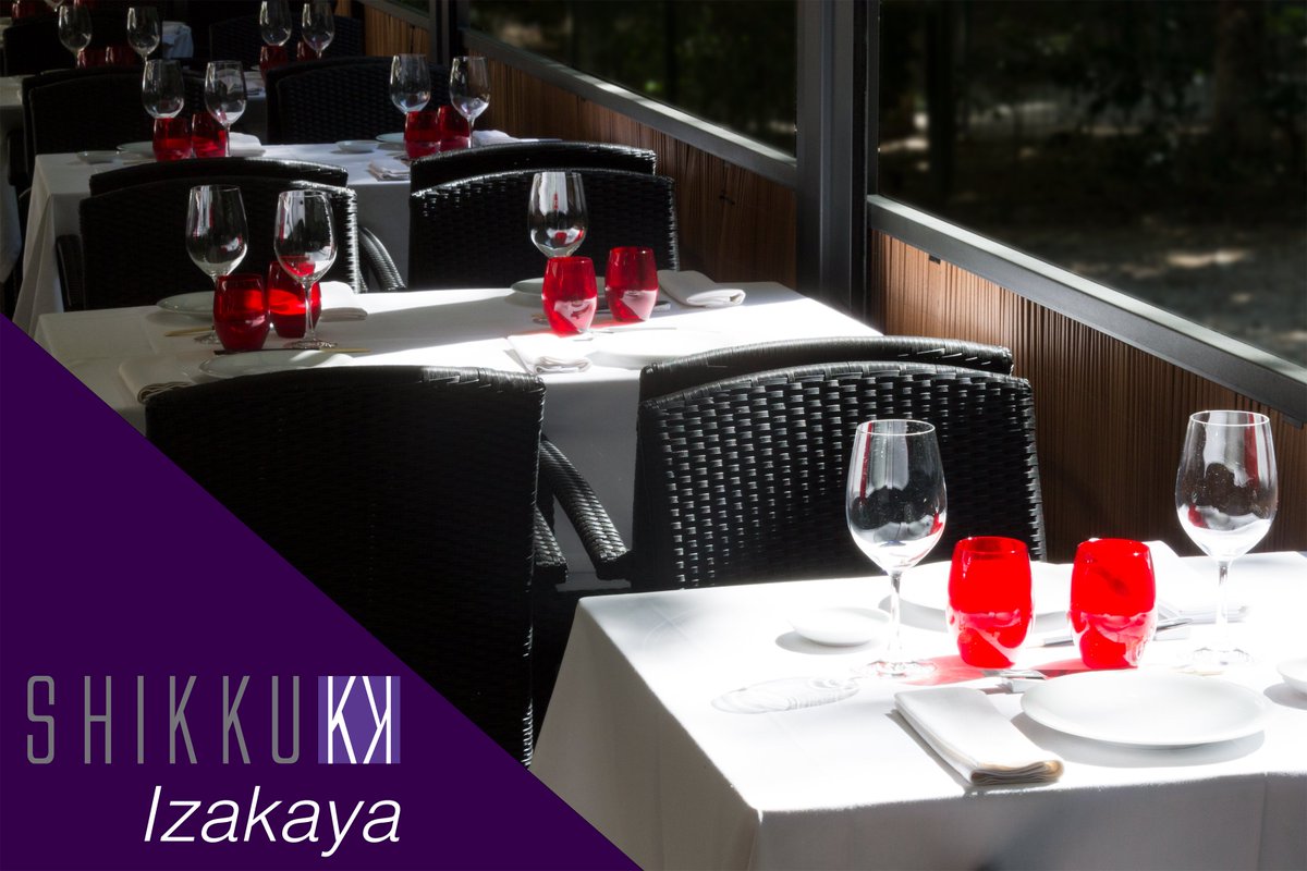 Todo listo para una romántica noche de verano. Disfruta de nuestra terraza en la mejor compañía. #Shikku #restaurant #foodie #sushi #terraza