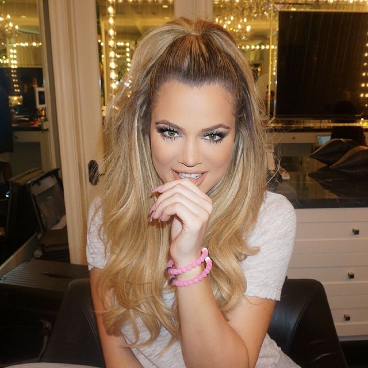 Happy Birthday to the gorgeous and glamorous Khloé Kardashian. The reality TV star and entrepreneur turns 33 today! 
