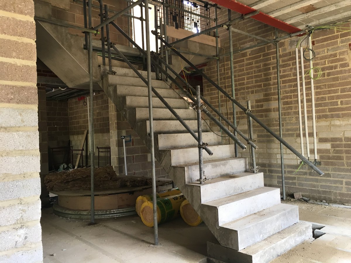 _LEROC's tweet photo. A Winged Stair unit designed, manufactured and installed by Leroc Products for a site in Great Milton, Oxfordshire. #precastconcrete https://t.co/6HdXyZmwYr