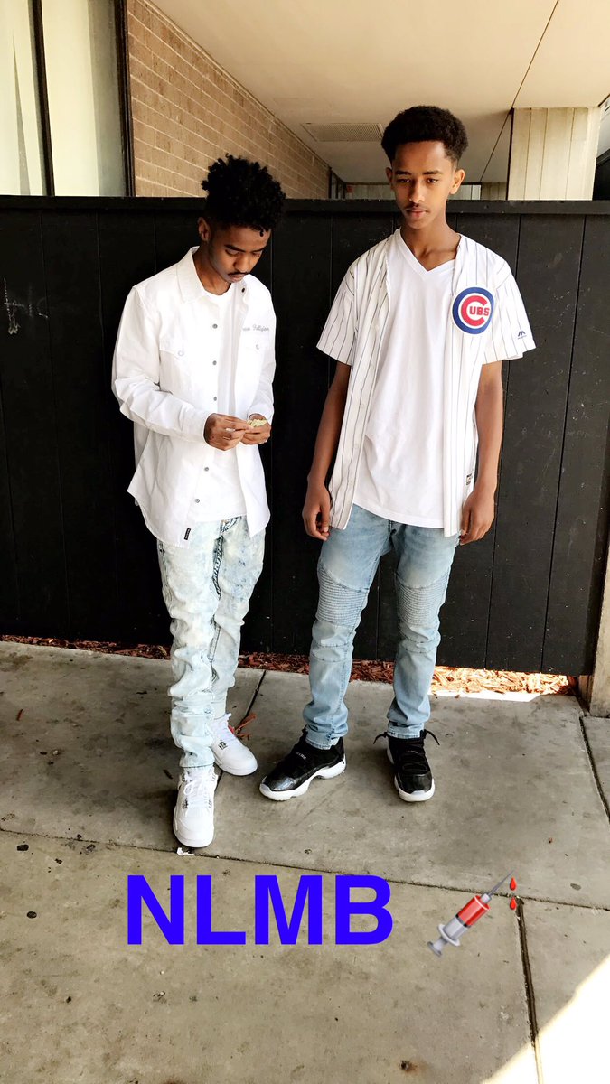 LilMofrm1627 tweet picture