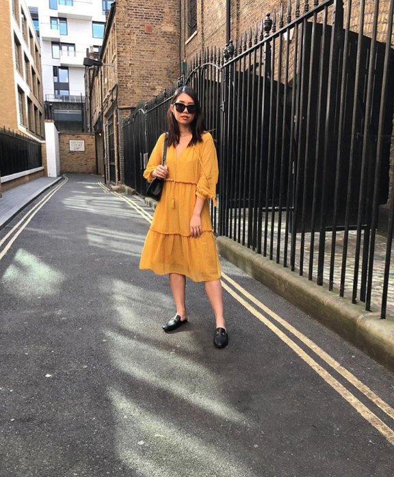 Follow us on Instagram for an exclusive peek behind the scenes, useful styling tips and daily fashion inspiration: goo.gl/PmY3r1