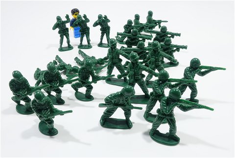Toy Soldiers ミニチュア兵隊 ダイソー 調達 ネタ倉庫 ライトニング ストレージ