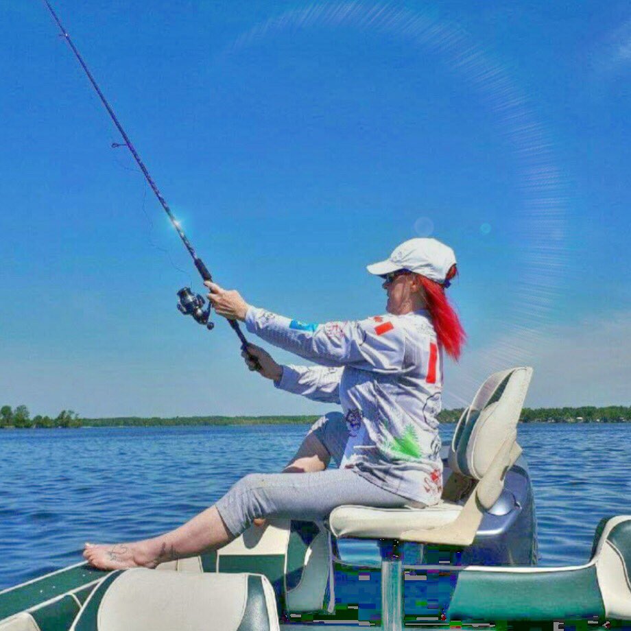 Awesome thanks to <a href="/fishingwifey/">Kelly</a> for pulling off a killer first "drophook Ontario Annual" fishing tourney.... 👊 to <a href="/FISHBUMstore/">FISHBUM Outfitters</a> for Prizes!
