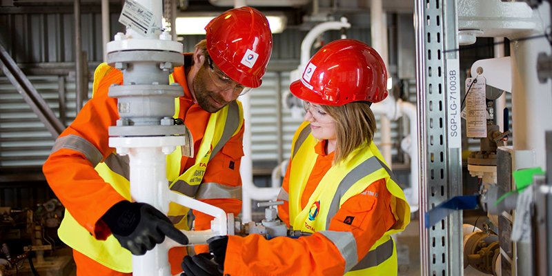 TotalEnergies's tweet image. #DigitalFactory – Be part of the Plant 4.0 #Startup Incubator. Apply at tot.al/I40 to join the adventure!