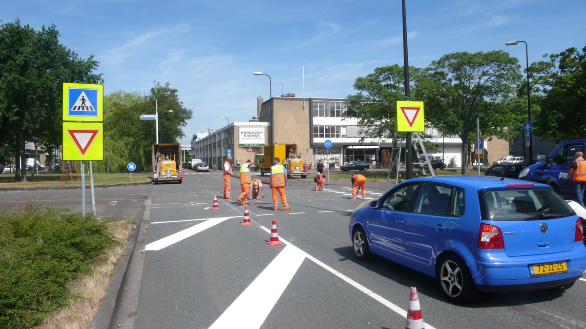 BBRijswijk's tweet image. Kruispunt Verrijn Stuartlaan, wijziging voorrang, vanaf de A4 verkeer Diepenhorstlaan geeft voorrang aan verkeer Verrijn Stuartlaan.