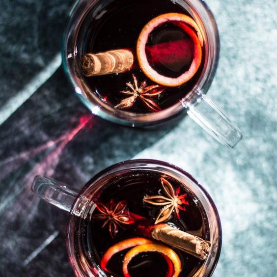 nuku_sen's tweet photo. We'll be serving a chilli infused mulled wine as a welcome drink at Thursday's #ShimmyMeetOut. Get your tickets here: ://bit.ly/MeetOut https://t.co/dlK41oxLzq