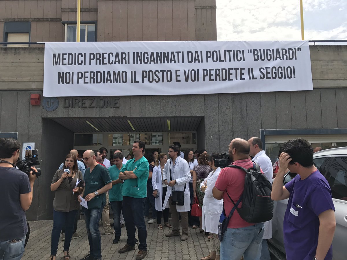 gianlucaalba15's tweet photo. #unoluglioassunzioni #sicilia #socialmob #precari #concorsi #stabilizzazione #sanita #regione @FicarraePicone @pif_iltestimone @Fiorello https://t.co/J48Py4h2xp