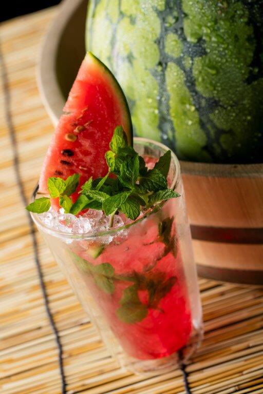 ヒルトン東京 公式 Twitterren 夏来ちゃう 7 1 7 31セント ジョージ バーでは夏の代名詞 スイカカクテルフェア を開催 スイカ にミントをあわせたモヒート 100 スイカの氷で作るフローズンマルガリータ キュウリの香りがするジンにスイカの氷を入れて