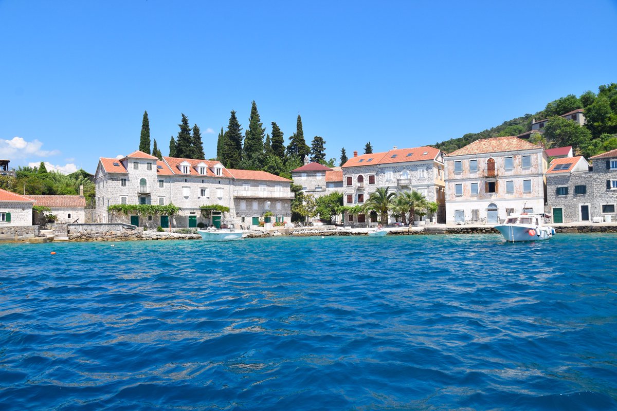 TenderRide's tweet photo. This is Rose, #Montenegro, a cozy fishing hamlet with a picturesque port. Rent a #boat on #Tenderapp and visit this peaceful spot. #boatlife https://t.co/7ANJGybQjK