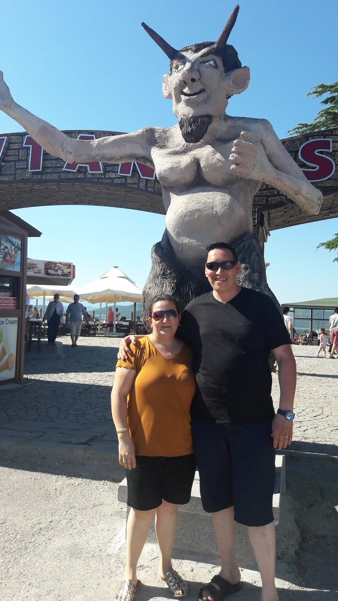 Şeytana papucu ters giydirdim 😂