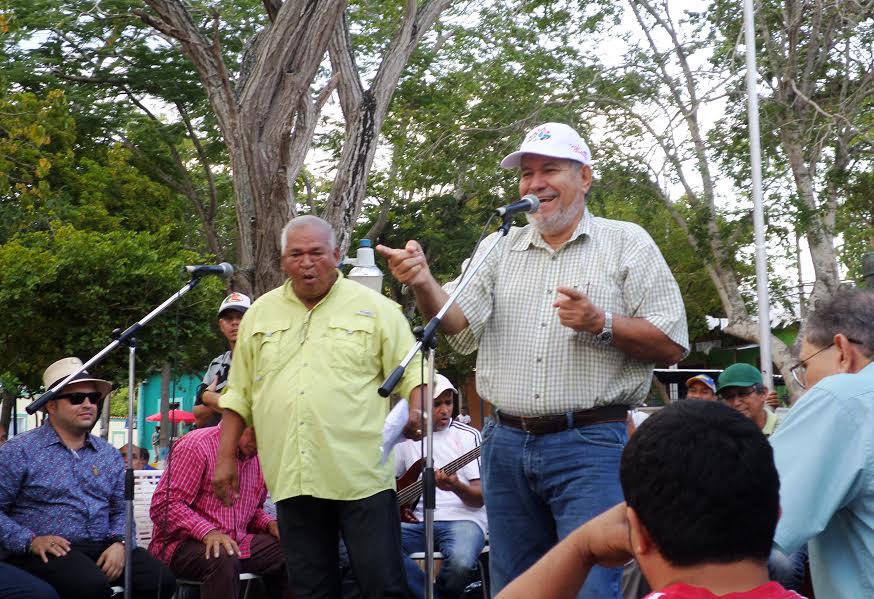 OrientesLlano's tweet photo. #Envivo🚨 || hoy compartirá en nuestro programa "El patrimonio viviente" del #Oriente del país #HectorBenjamin👏 Jin jin ¡sintoniza!🎸 https://t.co/fekybAKxff