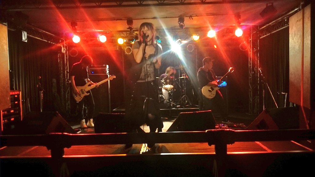 315ideology's tweet photo. 明日は午前中に免許更新して、夜は
久しぶりに西九条のライブハウスで
MAST ORDERのステージ観賞🎵
めちゃ忙しい💦けど楽しみ😃🎶
#なめ猫免許証
#懐かしい
#MAST_ORDER
#MisukE
#Rock https://t.co/A1NUWDzdoG